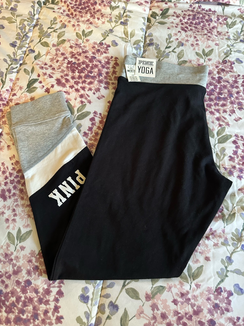 PINK Victoria's Secret Black, Gray & White Colorblock Yoga Leggings